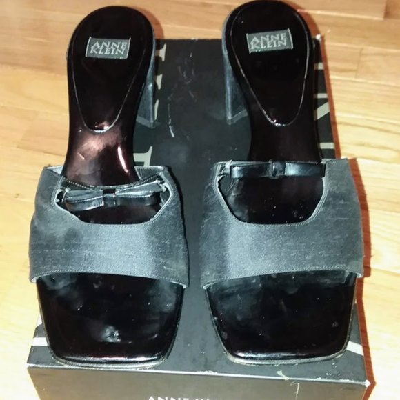 ANNE KLEIN Amuse Sandals 7.5 1/2 M Black Wedge - Picture 2 of 8